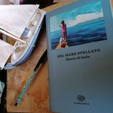 “NEL MARE STELLATO – STORIE DI ISOLE” A CURA DI CHRISTIAN DELORENZO 