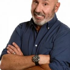 Capodanno con: MAURIZIO BATTISTA  