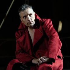 “BRUTO” NELL’INTERPRETAZIONE DI SIMON DOMENICO MIGLIORINI INAUGURA IL FESTIVAL DI VOLTERRA 